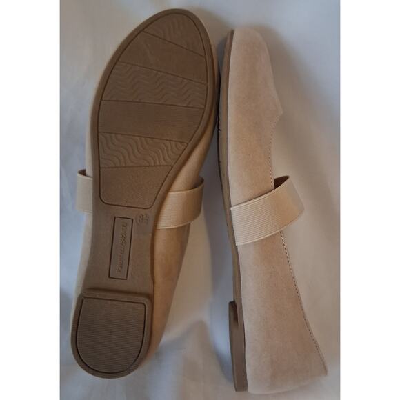 Y-NOT? Beige Suede Ballet Flats with Strap Wom
en's 8.5 NWOT - Picture 5 of 7